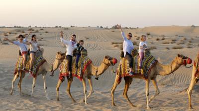 VIP Al Marmoom Safari & Camel Racing Private Tour